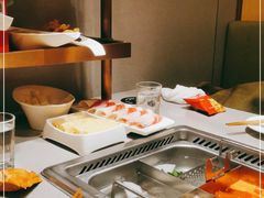 -海底捞火锅(高新万达店)