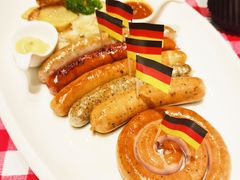 -1886德国汽车餐厅(外滩十六铺码头店)