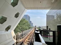 -朱辛庄(地铁站)