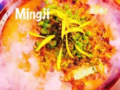 -鸣记脆皮烤鱼·海鲜烤鱼(三八广场店)