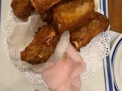 金牌蒜香骨-小龍鳳餐室(番禺路店)