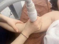 -Lily纤美·科技减脂中心