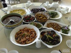 八热菜两冷菜-三好坞景观餐厅