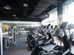 -健变健身俱乐部(前海天虹商场店)