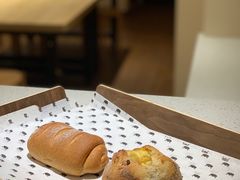 -沁屋面包店(人民东路店)