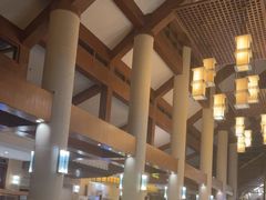 -亚龙湾喜来登·美景台大堂吧