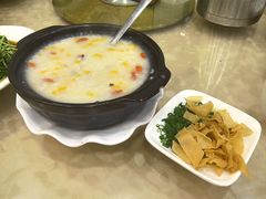 -海港餐厅·平价海鲜·茶点(小公园店)