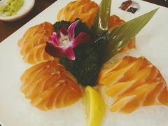 -青瓦餐厅·生鱼片·韩园烤肉(西塔店)