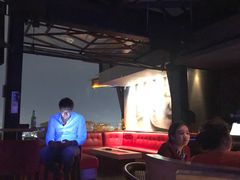 -Cloud Lounge & Living Room