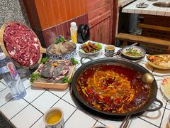 -旧街市鲜货老火锅(大光路店)