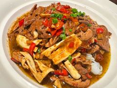 -黄泥岗·地道湖北菜(奥特莱斯店)