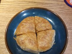 现烤鲜花饼-麦麦山云南菜(复地活力城店)