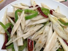 辣炒藕带-蓝精灵饺子店