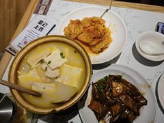 -关东小磨东北菜(漕河泾印象城店)