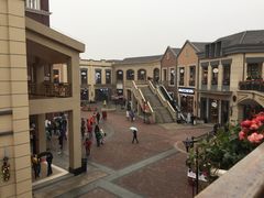 -王府井奥莱临潼小镇(临潼店)