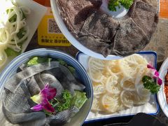 -厚山庭院重庆老火锅