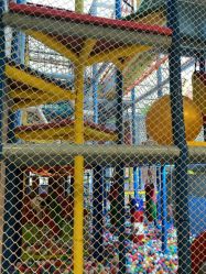 -小玩家儿童主题乐园(世茂广场店)