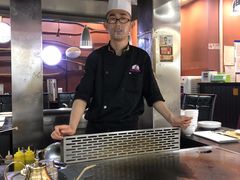 -利昂法式铁板主题餐厅(新奥购物中心店)