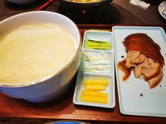 -香山湖家家宴(中山陵店)