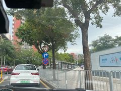 -深圳北站-停车场