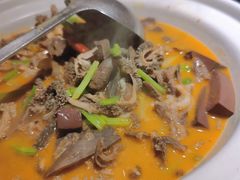 砂锅羊杂汤-大碗先生(沙湾天虹店)