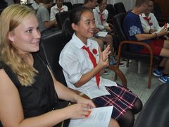 -上海市民办金苹果学校