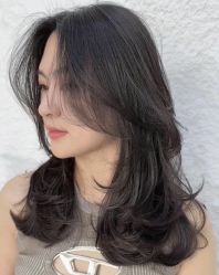 -妃格美发沙龙·烫发·染发