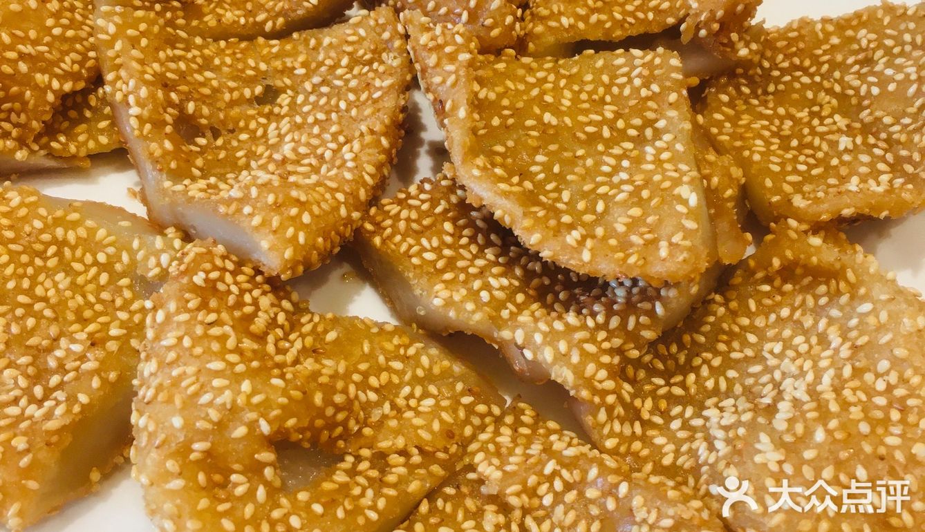 特色大餐包差不多每桌都点，特价