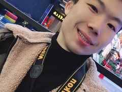 -八一路好吃街(雨田商务大厦店)