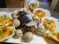 -围炉肉舍•炭烤活鳗•丹东海鲜烤肉(步行街店)