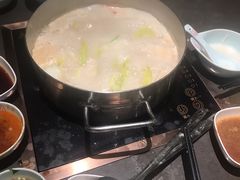 -捞王锅物料理(上海世茂广场店)