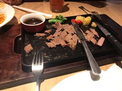 -必胜客(WOW中心城店)