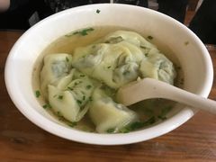 汤馄饨-潘国仙耳光馄饨(黄家阙路店)