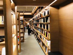 -茑屋书店(天目里店)