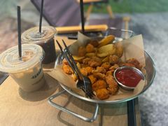 -J Create城市露营咖啡·简餐·宠物(上海动物园店)