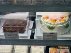 -红宝石·鲜奶小方·海派西点房(控江店)