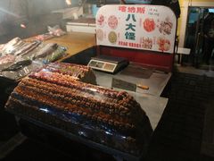 -布尔津河堤夜市