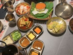 -草家酱蟹炭火烤肉店(珲春南路一店)