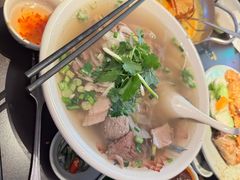 -大头虾越式风味餐厅(光明广场店)