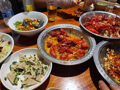 -琥珀老六龙虾(四里河店)