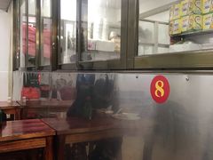 -建国蚵煎蚵面