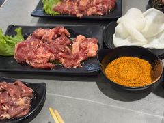 -啊美丽炭火烤肉(滑翔一店)