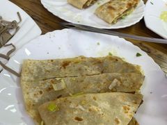-溢心园香河肉饼总店