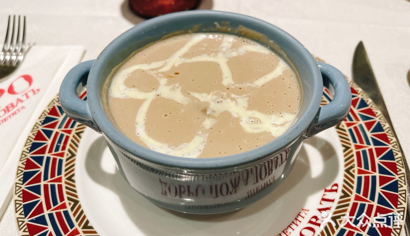 感受贵族般的用餐氛围