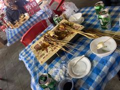 -老街烧烤大排档·地道湖北菜·龙虾馆(汉口火车站店)