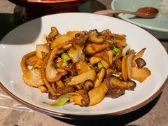 小炒牛肝菌-绿茶餐厅(崇文门新世界店)