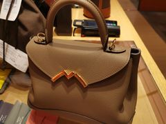 -乐蓬马歇百货公司(Rive Gauche)