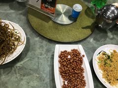 -四川小胡子海鲜(丁村万人海鲜广场店)