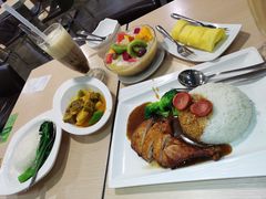 -佰搭果·广式茶餐厅(西华路店)