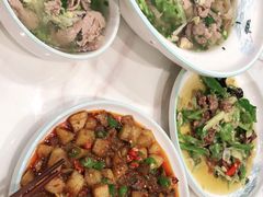-犇逸·乐山跷脚牛肉·四川现炒(览海店)